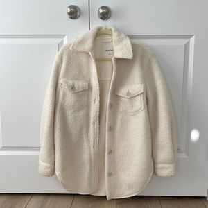 Aritzia Ganna Sherpa Jacket XXS